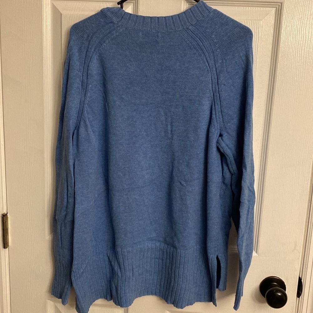 🦋Sweater🦋 - Picture 8 of 8
